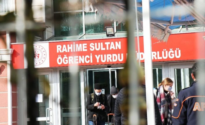 Karantina süreleri biten 211 öğrenci daha Sakarya’dan evlerine uğurlandı