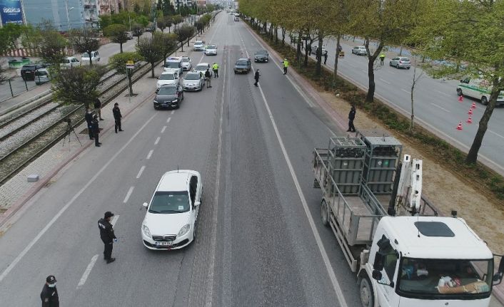 Konya’da sokağa çıkma kısıtlamasında kontroller sürüyor