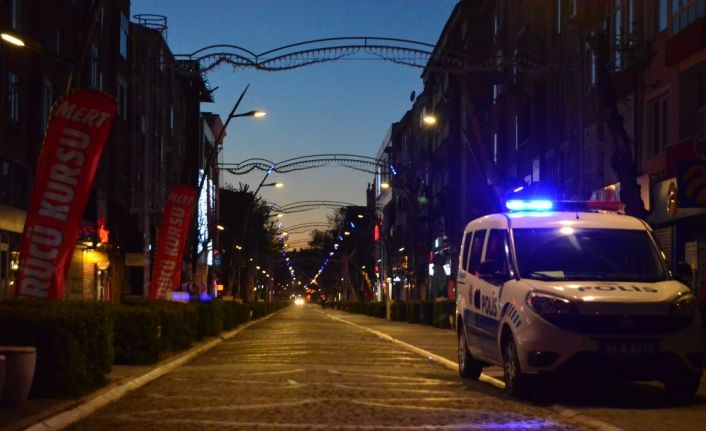 Lüleburgaz’ın en işlek caddesi "Ramazan Tedbirleri" kapsamında yaya girişine kapatıldı