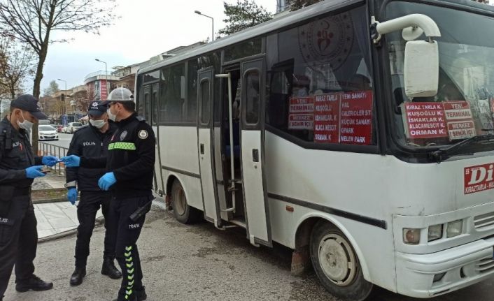 Otobüse fazla yolcu alanlara emniyetten denetim