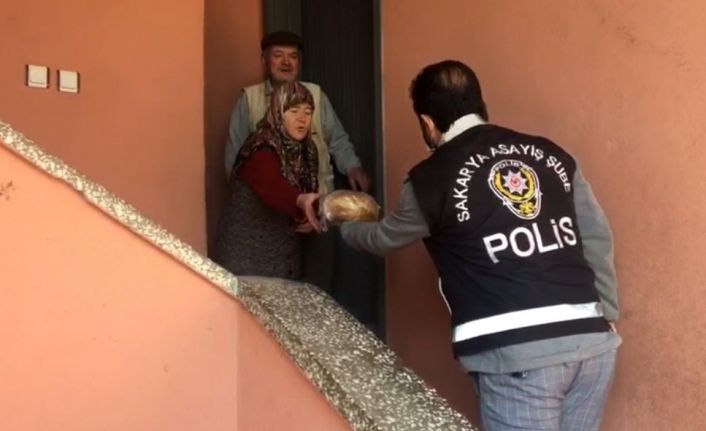 Polis vatandaşları ekmeksiz bırakmadı