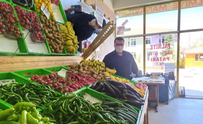 Şehit yakını esnaftan anlamlı destek