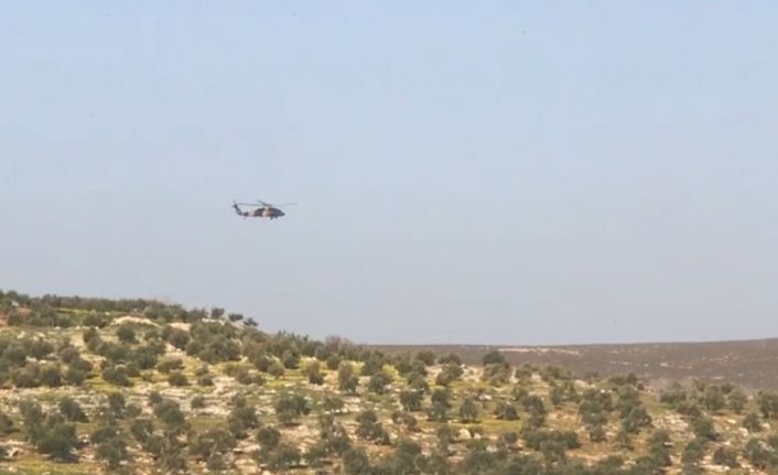 Sınırda helikopter hareketliliği