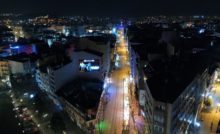 Sokağa çıkma yasağı sonrası Eskişehir sokakları havadan görüntülendi