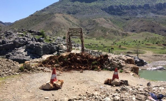 Tarihi köprüde korona virüs tedbiri