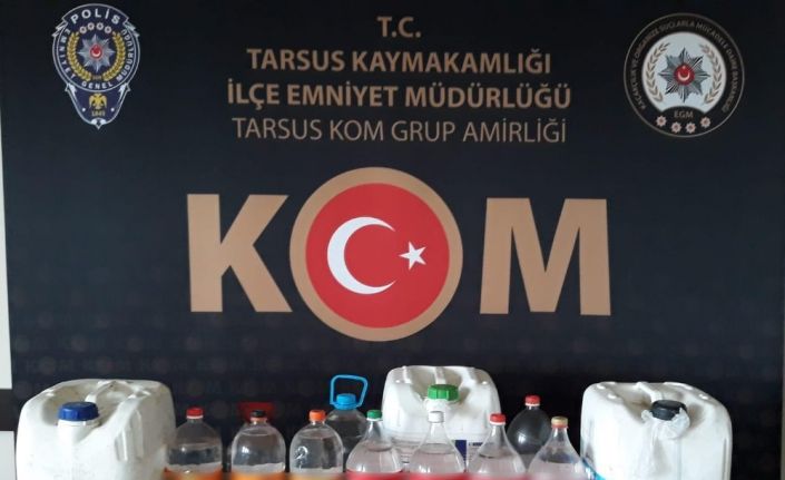 Tarsus’ta 88 litre sahte içki ele geçirildi