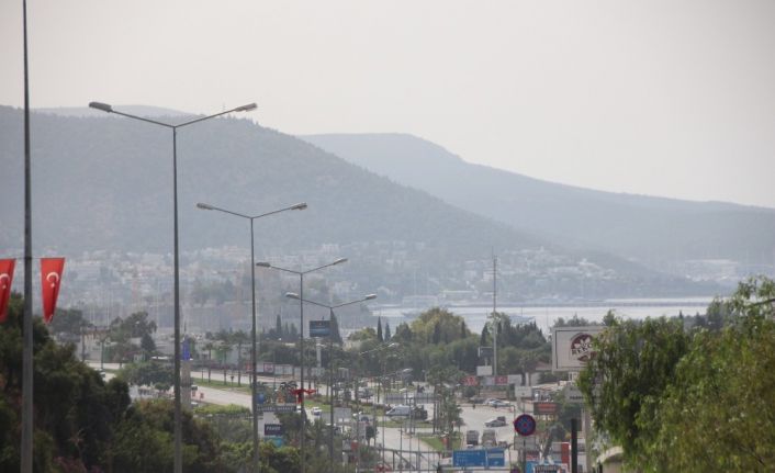 Afrika sıcakları, toz bulutuyla Bodrum’un üstüne çöktü