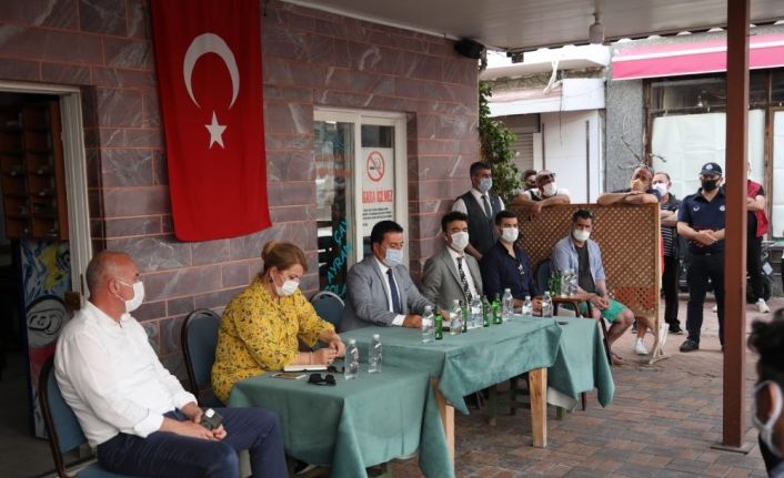 Başkan Aras, Turgutreis çarşı esnafıyla bir araya geldi