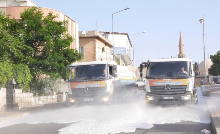 Ekipler halk sağlığı için çalışmalara ara vermiyor