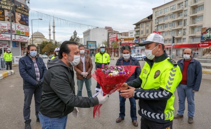 Gazetecilerden korona virüs kahramanlarına moral