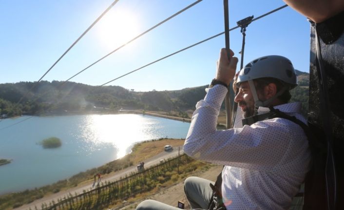 Gürsu adrenalin park hobbit evler renkleniyor