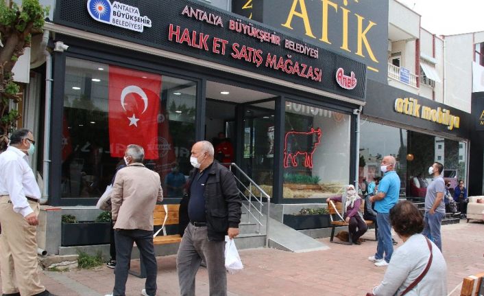 Halk Et Kepez’de 4 ayda 68 bin kilo et satıldı