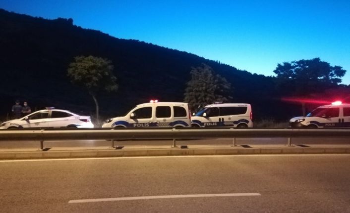 İzmir’de sokak ortasında pompalı tüfek dehşeti: 3 yaralı