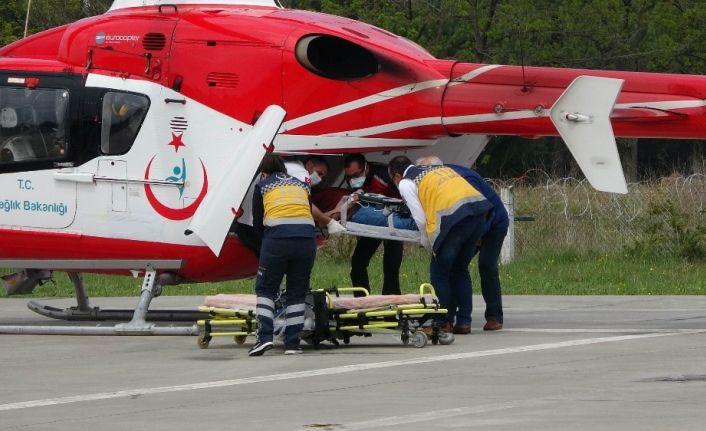 Kalbi duran hastanın yardımına ambulans helikopter yetişti