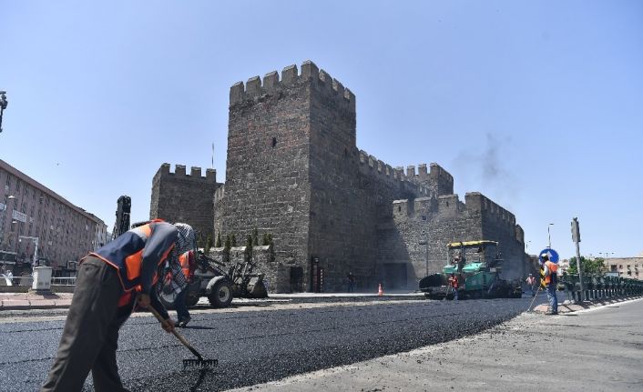 Kayseri’de yollar yenileniyor