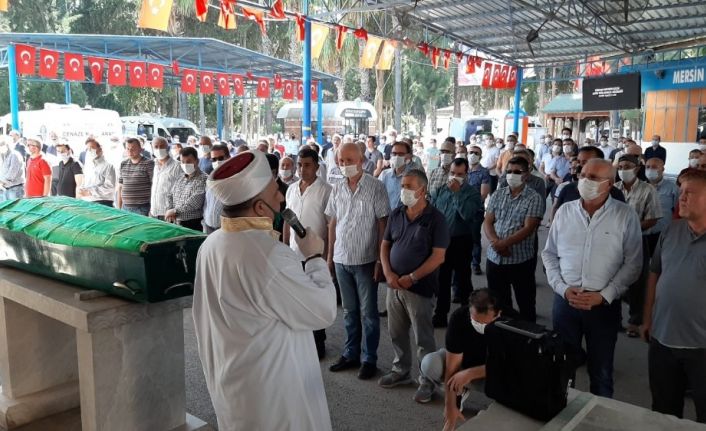 Kazada hayatını kaybeden spor ilçe müdürü toprağa verildi