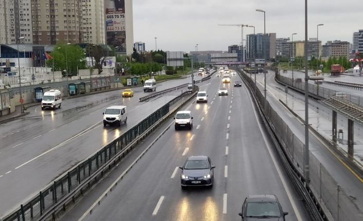 Kısıtlamanın sonrasında sabah İstanbul’da hareketlilik başladı