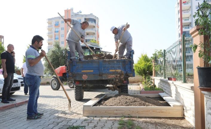 Mersin’de 5 yaşındaki çocuğa kum havuzu sürprizi