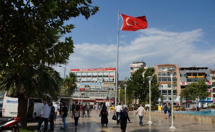 Meteoroloji uyardı; Sıcak havada dışarıya çıkmayın