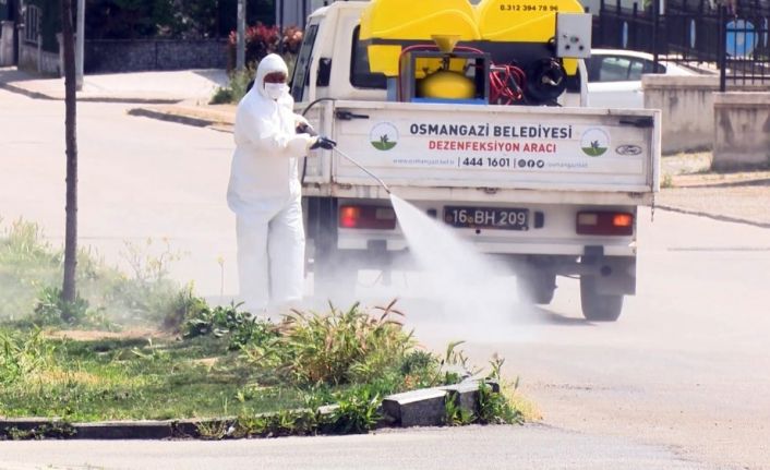 Osmangazi’de 3 günde 9 bin çöp konteyneri ilaçlandı