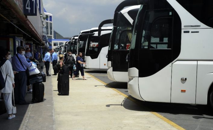 İstanbul’da otobüs bileti fiyatları yüzde 40 düştü