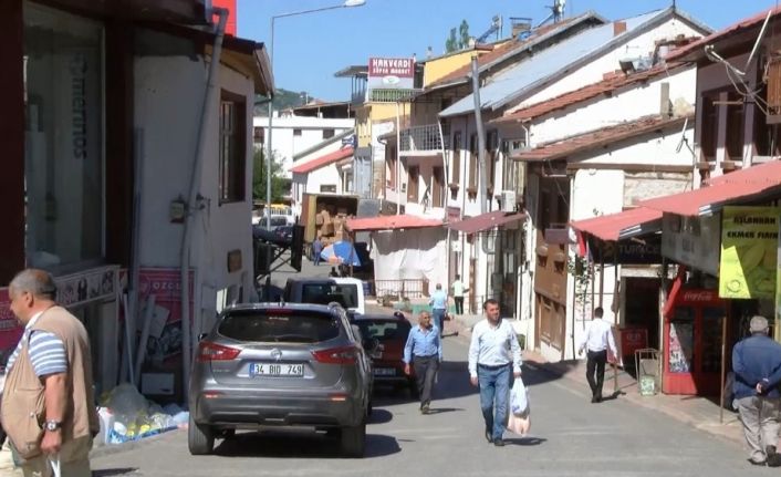 Pütürgeliler, deprem konutlarının biran önce bitmesini bekliyor