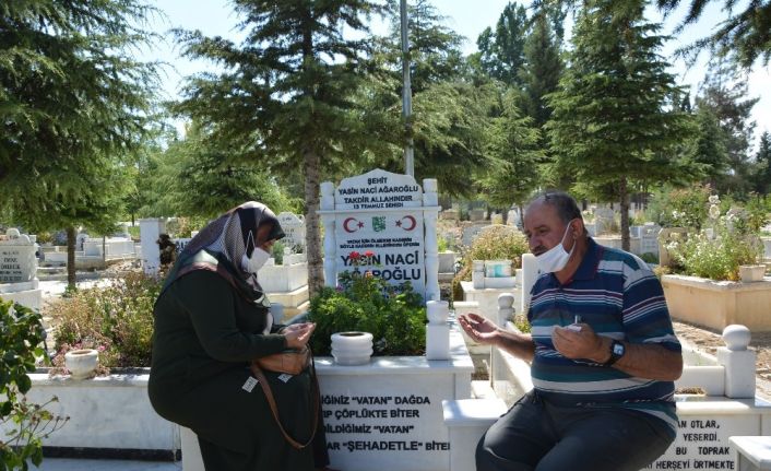 Ağaroğlu Ailesi oğullarını vatan uğruna şehit vermenin gururuyla yaşıyor