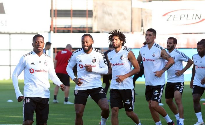 Beşiktaş’ın Fenerbahçe maçı kamp kadrosu belli oldu