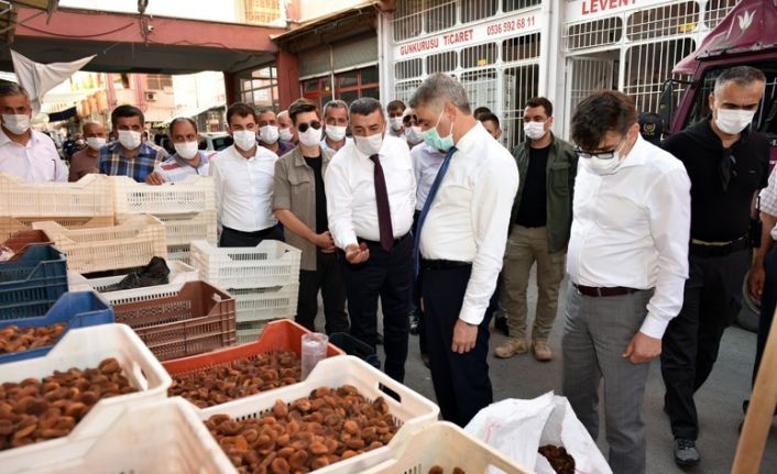 Büyük Şire Pazarı için sosyal mesafe uyarısı