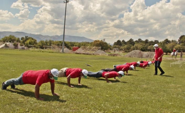 Erzincan’da kurban timi bayrama hazırlanıyor