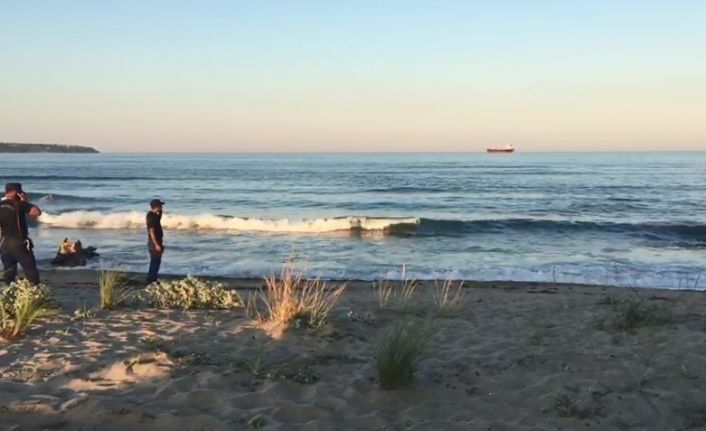 Kırklareli’de denize giren 2 kişiden biri boğuldu, diğeri kayıp