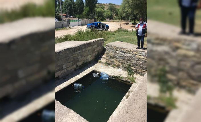 Küçük çocuklar eğlenmek için girdikleri su kuyusunda boğuldular