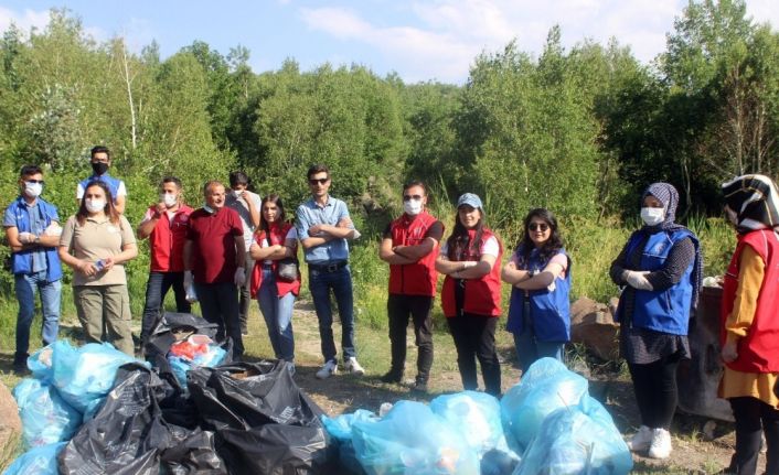 Nemrut’ta çöp toplama etkinliği