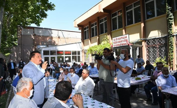 Özsan Sanayi Sitesi esnaflarıyla bir araya gelindi