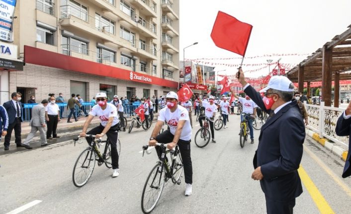 Pedallar 15 Temmuz şehitleri için çevrildi