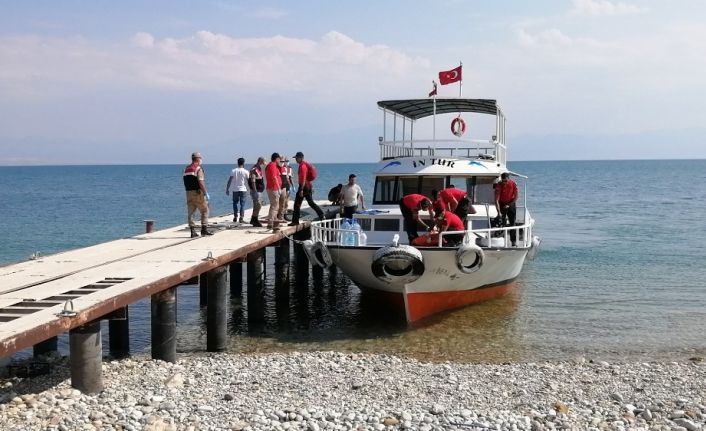 Van Gölü’nden 1 ceset daha çıkarıldı