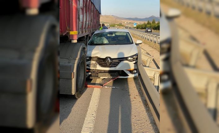 Yücel Yenilmez trafik kazası geçirdi