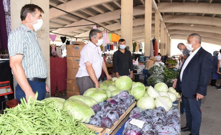 Başkan Zeybek vatandaşları Korona virüs konusunda uyardı: