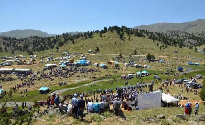 Çağlayancerit Ayran Pınarı Festivali pandemi nedeniyle bu yıl iptal