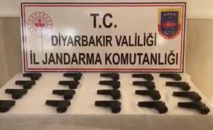 Diyarbakır’da filmleri aratmayan silah kaçakçılığı operasyonu