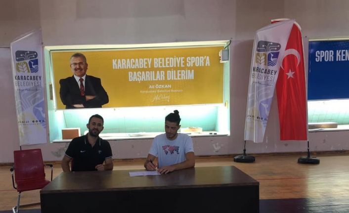 Karacabey Belediyespor 10 oyuncu ile anlaştı