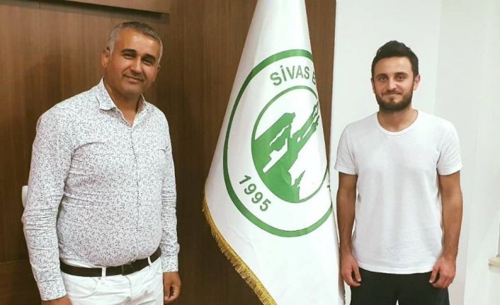 Sivas Belediyespor, Burak Aydın’ı transfer etti