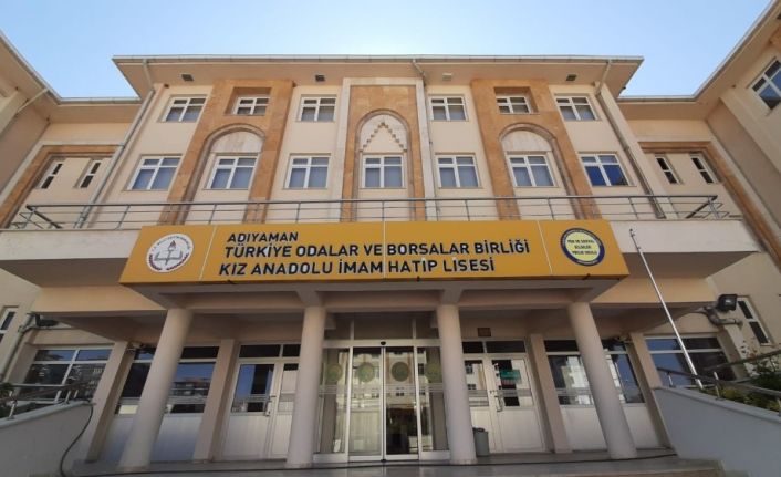 TOBB Proje Okulu ilk mezunlarını verdi