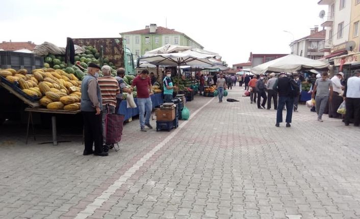 Aslanapa pazarında sıkı denetim