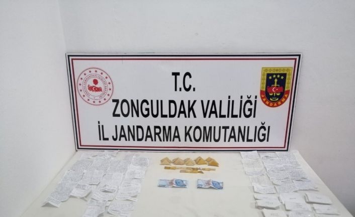 Muska yazarak dolandırıcılık yapan 3 kişi gözaltına alındı