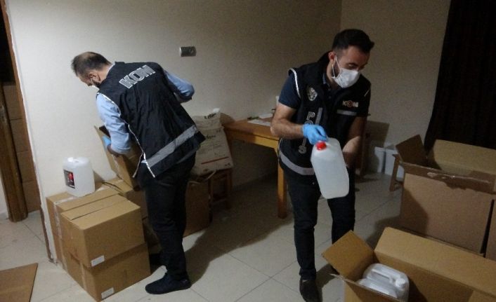 Adana’da bin 305 litre etil alkol ele geçirildi