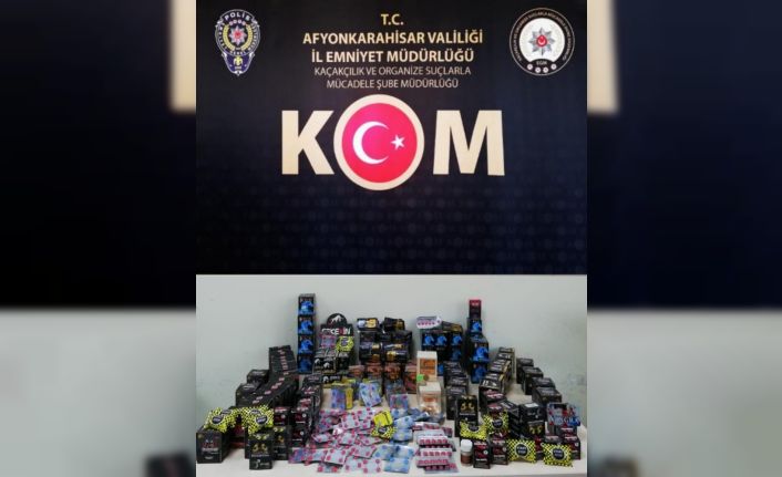 Afyonkarahisar polisinden işyerlerine kaçakçılık operasyonu