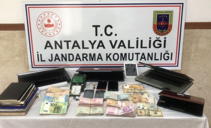 Antalya’da yasa dışı bahis operasyonu: 4 gözaltı