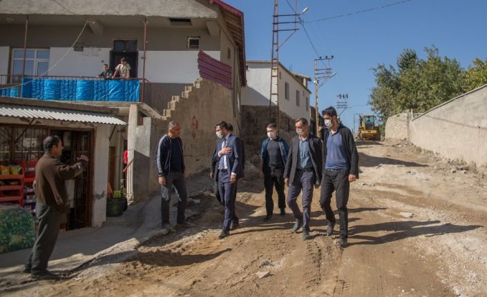 Bitlis Belediyesinin yol çalışmaları