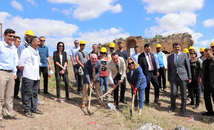 Blaundos Kazı Evi’nin 2 yıl içerisinde tamamlanması bekleniyor